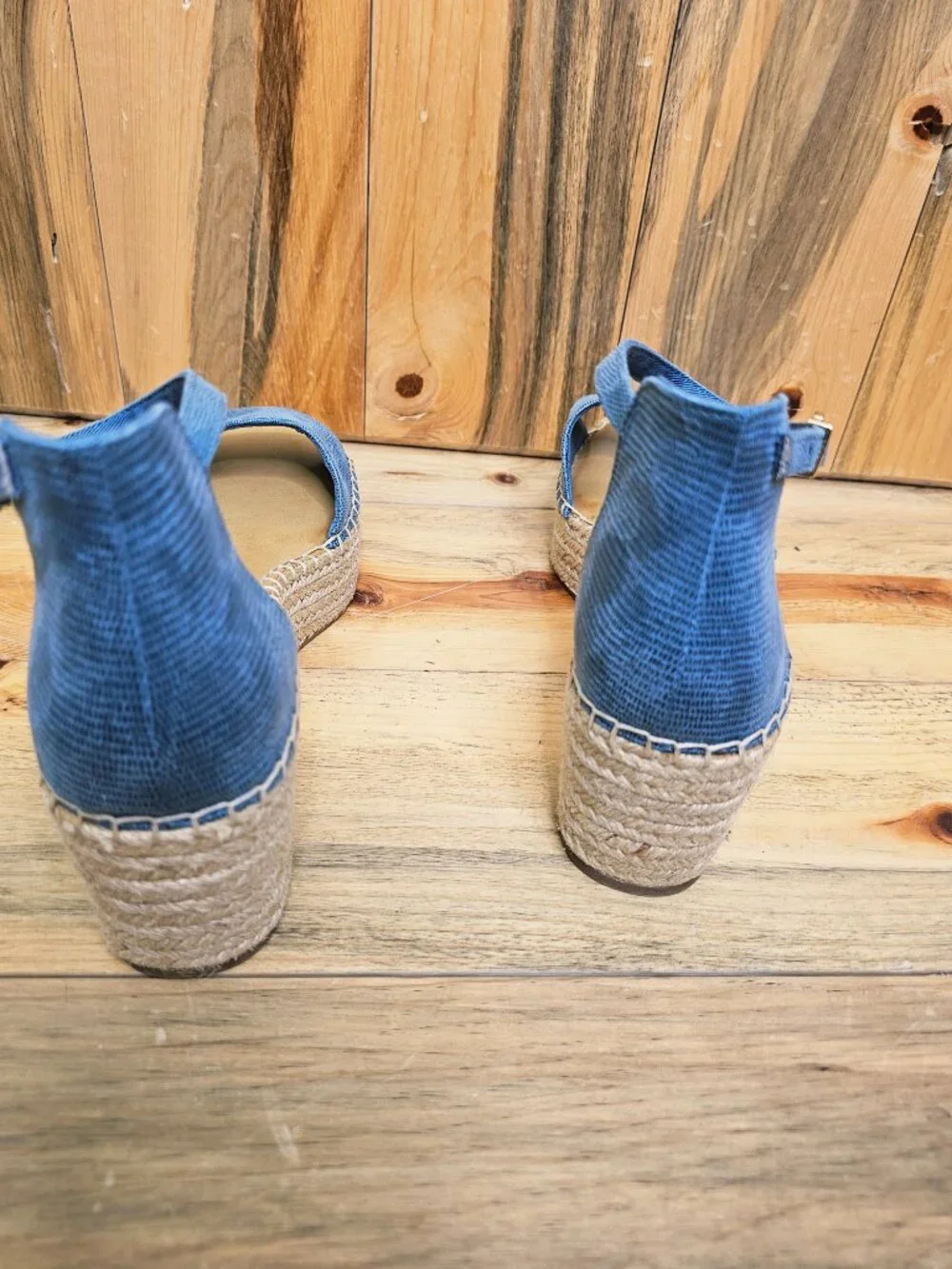 Kelly & Katie Fedrick Blue Espadrille Wedge Sandals Size 9.5
